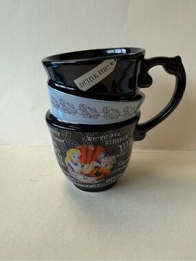 Vintage Disney Parks Black Ceramic “Drink Me” Stacked 12oz Tea Cup Coffee Mug.